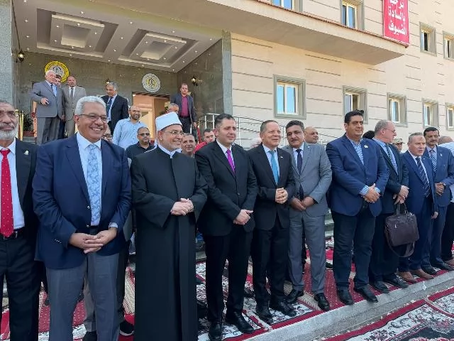رئيس جهاز دمياط الجديدة يفتتح أحدث الكليات داخل المدينة.. بالصور