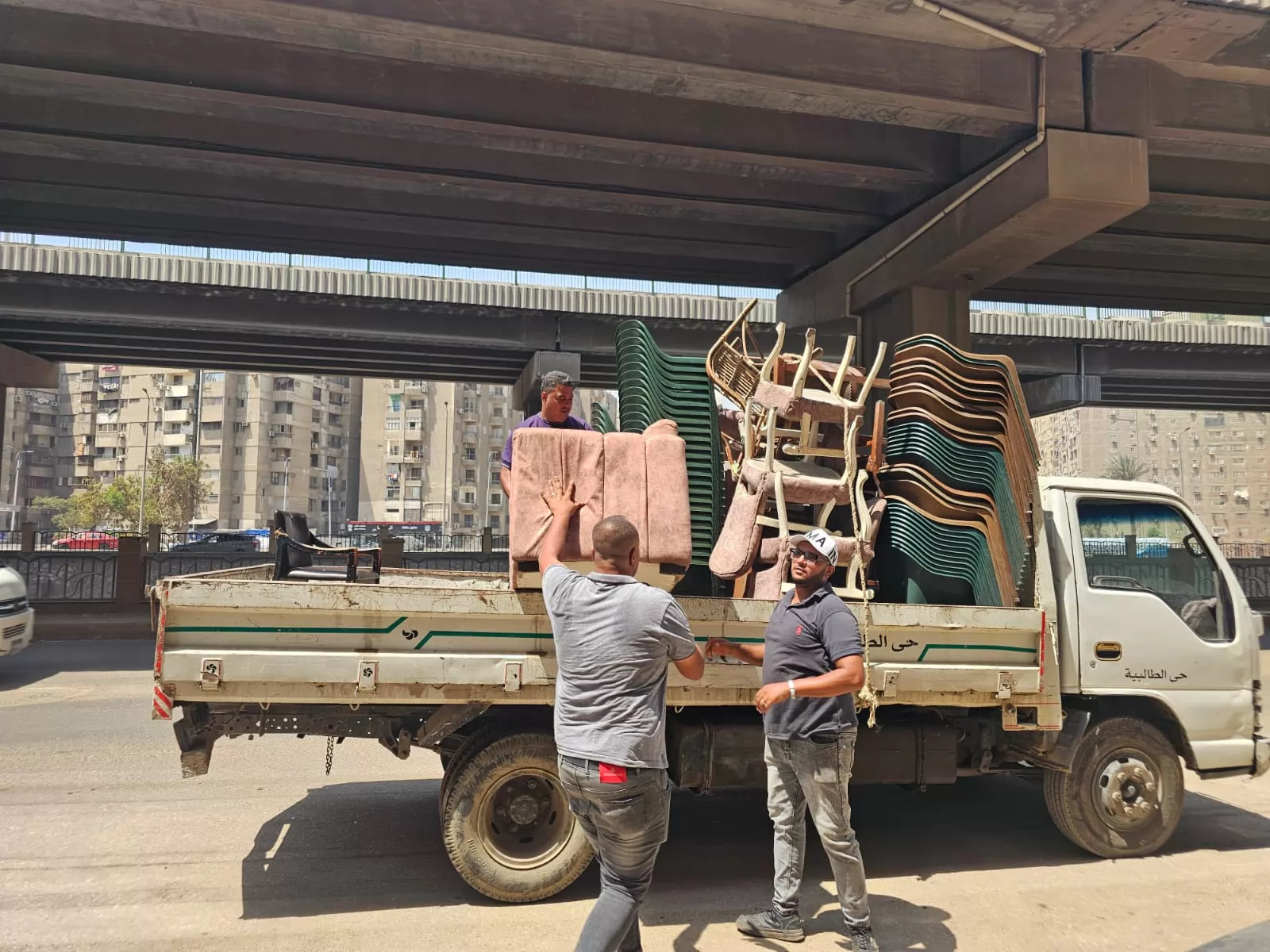 حي الطالبية : حملة مكبرة لرفع كفاءة ترعة المريوطية للارتقاء بمنظومة النظافة وإعادة الانضباط 