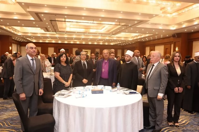 أمل عمار تشهد منتدى حوار الثقافات بالهيئة القبطية الانجيلية