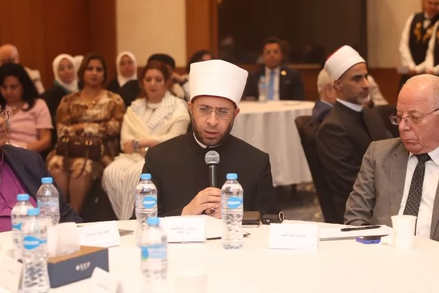  أمل عمار تشهد منتدى حوار الثقافات بالهيئة القبطية الانجيلية