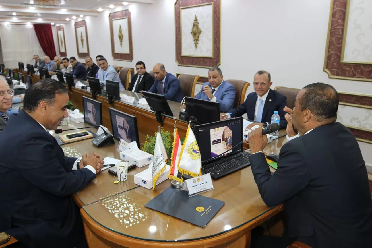 استمرار فعاليات برنامج إعداد المرشحين لشغل منصب نائب رئيس جامعة