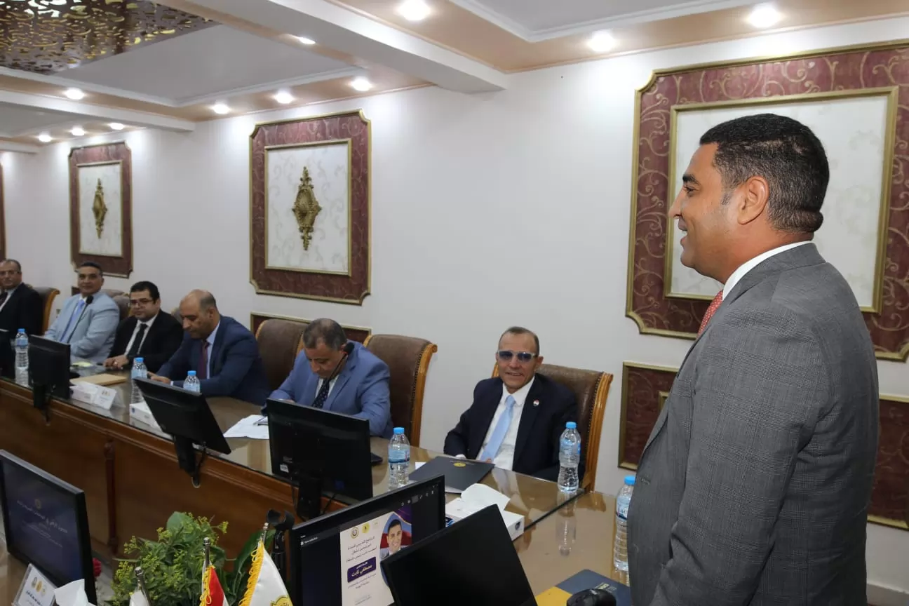 استمرار فعاليات برنامج إعداد المرشحين لشغل منصب نائب رئيس جامعة