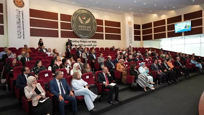 قومي المرأة يشارك في ندوة 