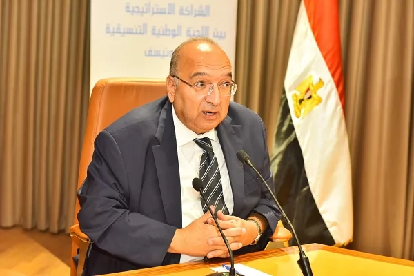 محافظ أسيوط يستقبل رئيس اللجنة الوطنية لمكافحة الهجرة غير الشرعية