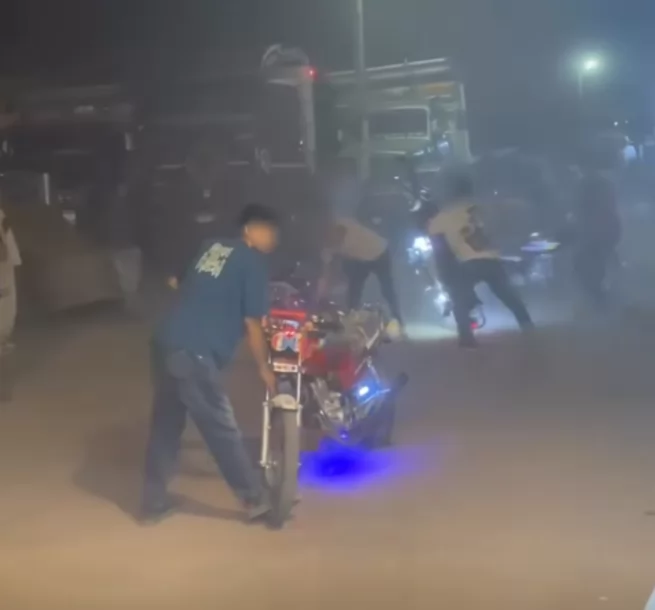 حفل زفاف ينتهي في الحجز.. ضبط 3 شبان استعرضوا بدراجات نارية 