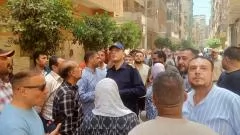 مصرع عامل وإصابة 2 آخرين في انهيار 3 أدوار مخالفة بـ «طلخا»