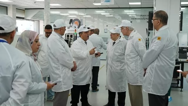 نتائج إيجابية بعد زيارة وفد الجامعة المصرية الروسية لمصنع الإلكتر