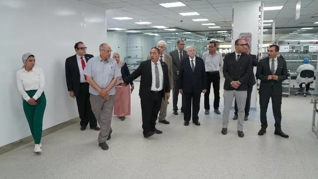 نتائج إيجابية بعد زيارة وفد الجامعة المصرية الروسية لمصنع الإلكتر