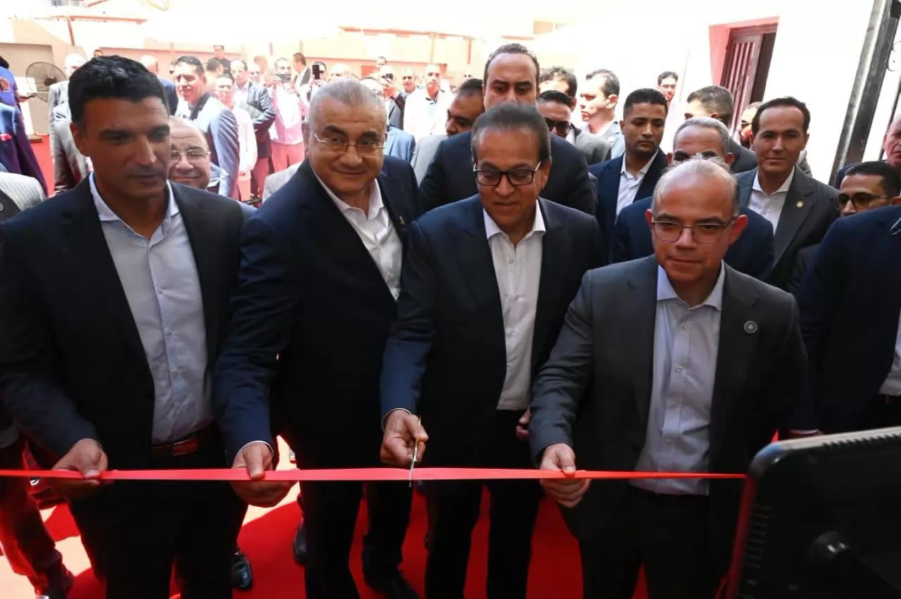 3 وزراء يفتتحون مصنع سبكترم للصناعات التشخيصية بالإسماعيلية..صور