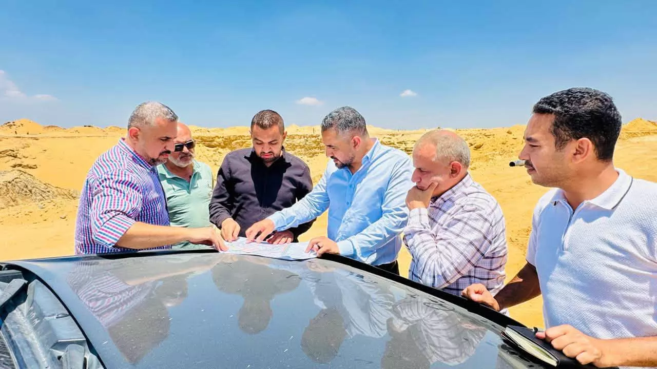 رئيس جهاز العبور الجديدة يتابع مشروعات المرافق وتسليم الأراضي