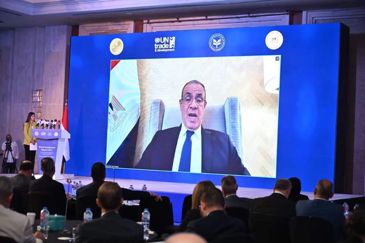 وزيرا الاستثمار والخارجية يشهدان إطلاق تقرير الاستثمار العالمي ٢٠