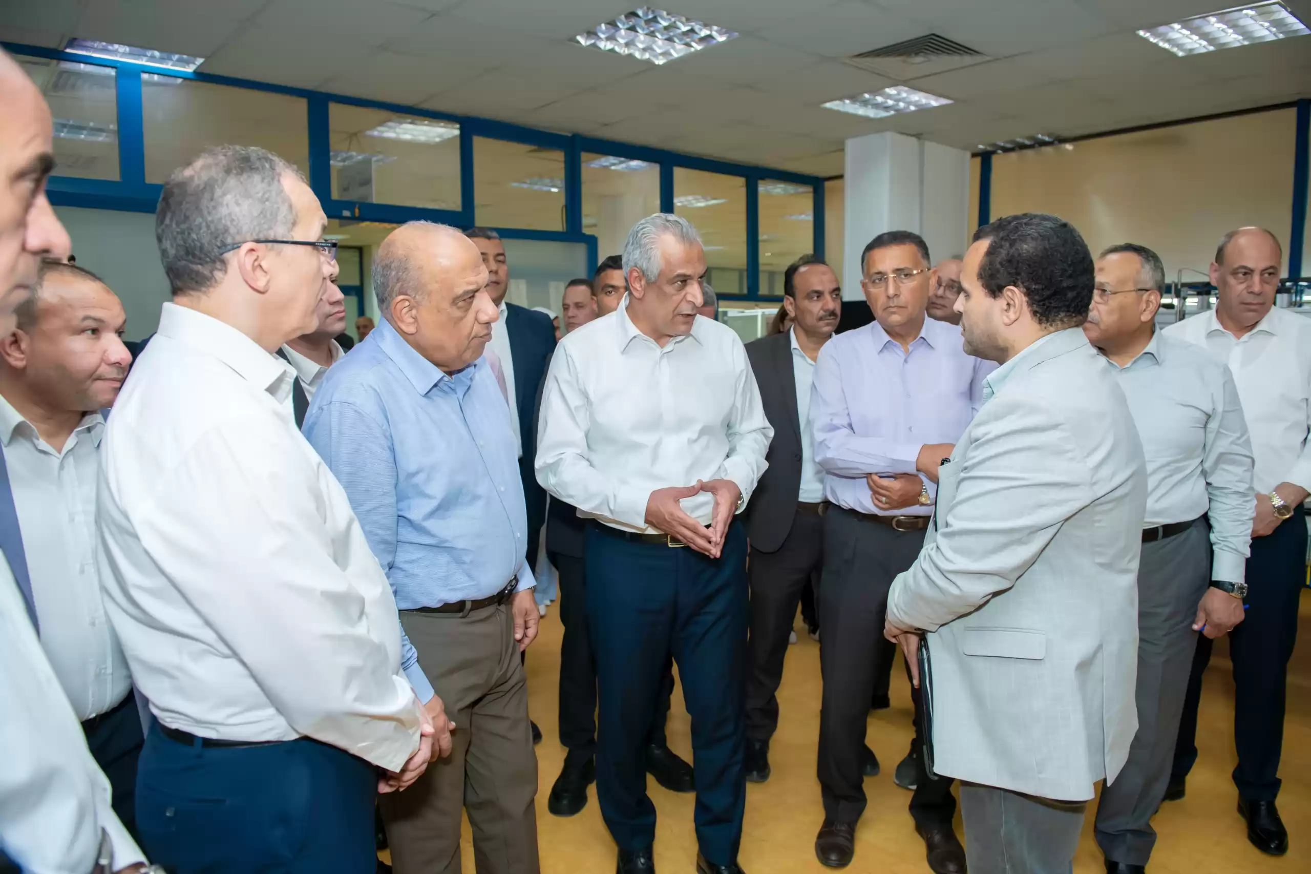 وزيرا الإنتاج الحربي والكهرباء يتفقدان 