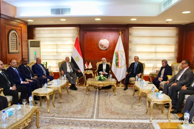 رئيسة النيابة الإدارية تتلقى تهاني أندية المستشارين بالإسكندرية