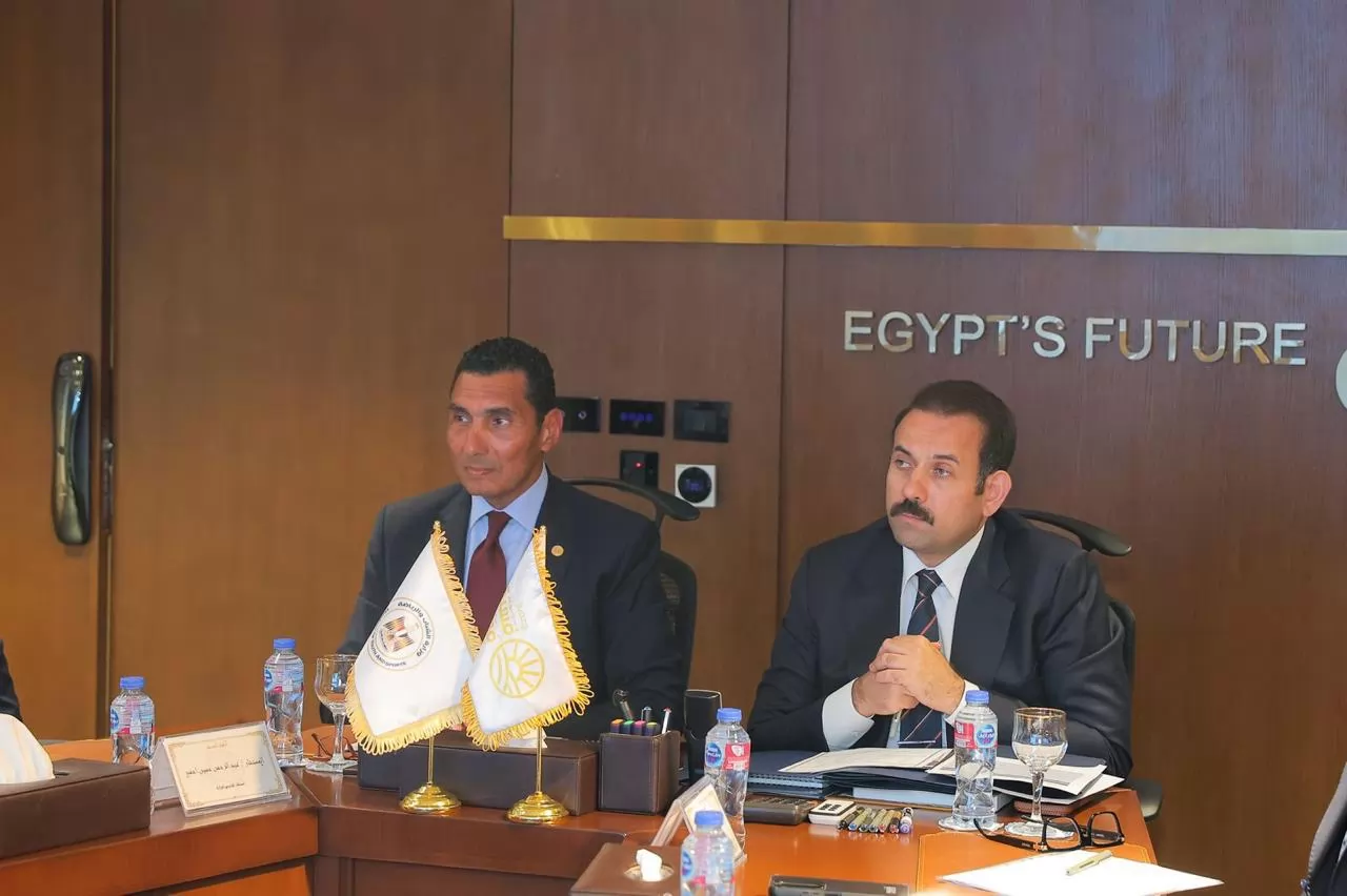 وزير الشباب ومدير «مستقبل مصر» يبحثان تعزيز التكامل المؤسسي