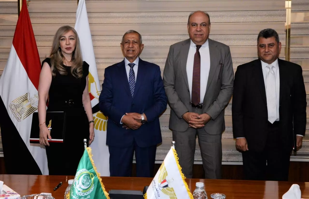 تعاون بين الطيران والأكاديمية العربية للتكنولوجيا والنقل البحري