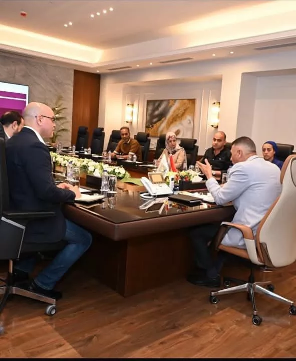 محافظ جنوب سيناء يبحث متطلبات تطبيق الأمن السيبراني 
