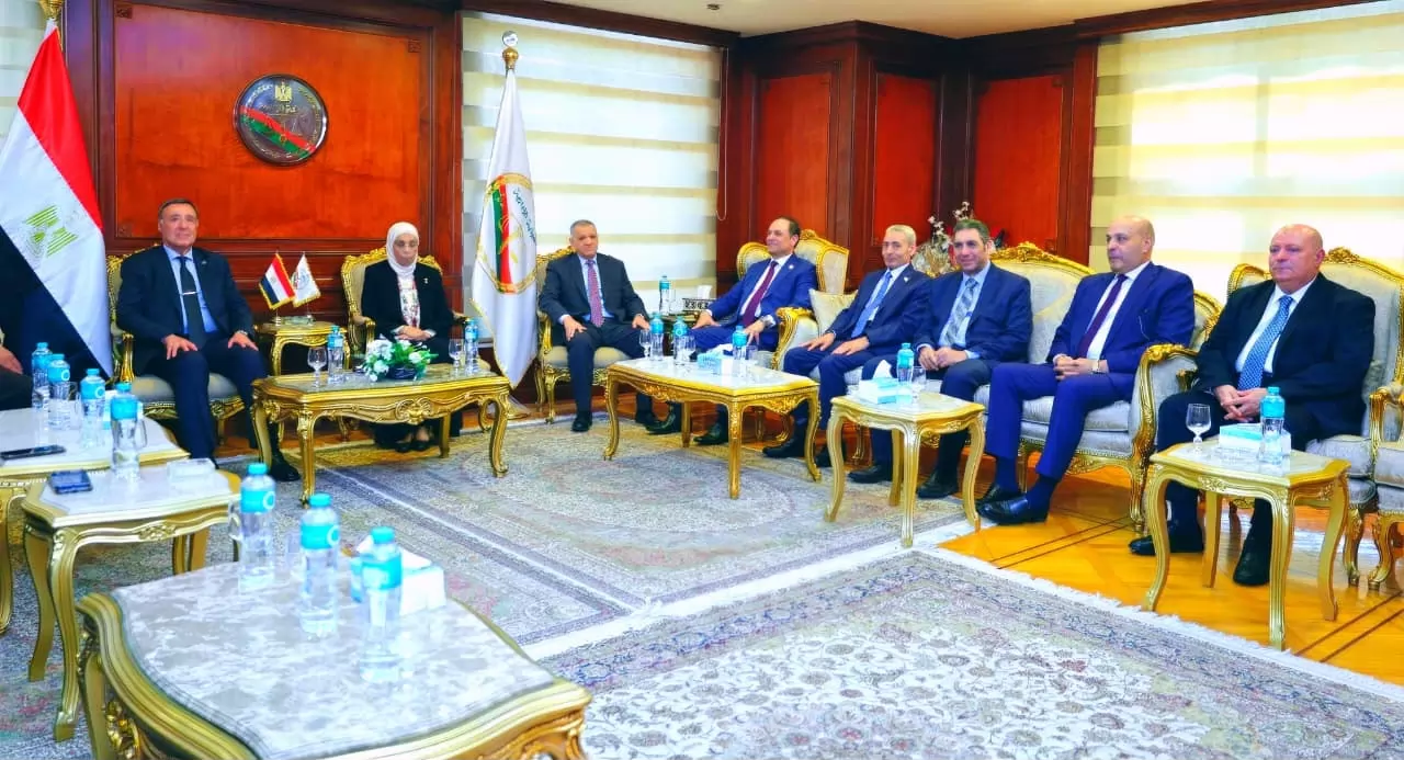 رئيسة النيابة الإدارية تستقبل وفدًا رفيعًا من المحكمة الدستورية العليا