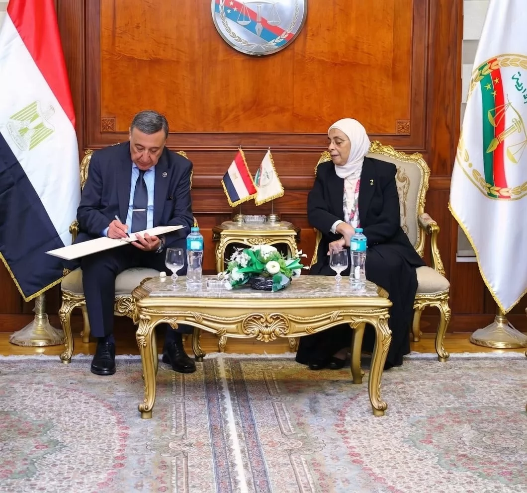 رئيسة النيابة الإدارية تستقبل وفدًا رفيعًا من المحكمة الدستورية العليا