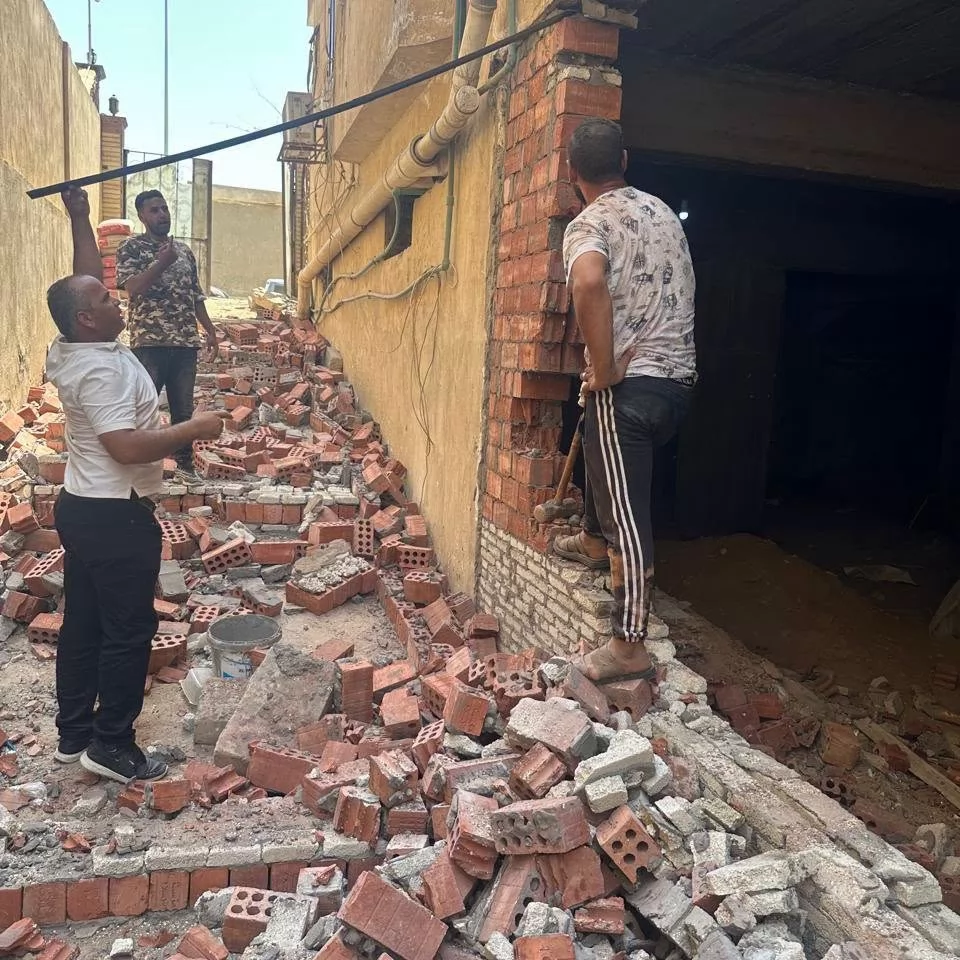 جهاز القاهرة الجديدة يواصل إزالة مخالفات البناء .. صور