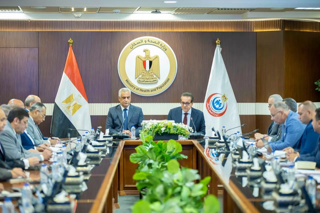 وزيرا الإنتاج الحربي والصحة يبحثان مستجدات عدد من المشروعات القوم