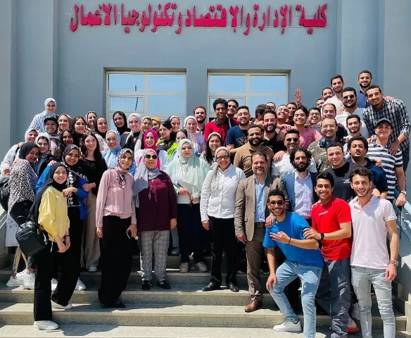 تعرف على برامج كلية الإدارة بالجامعة المصرية الروسية وفرص عمل خري