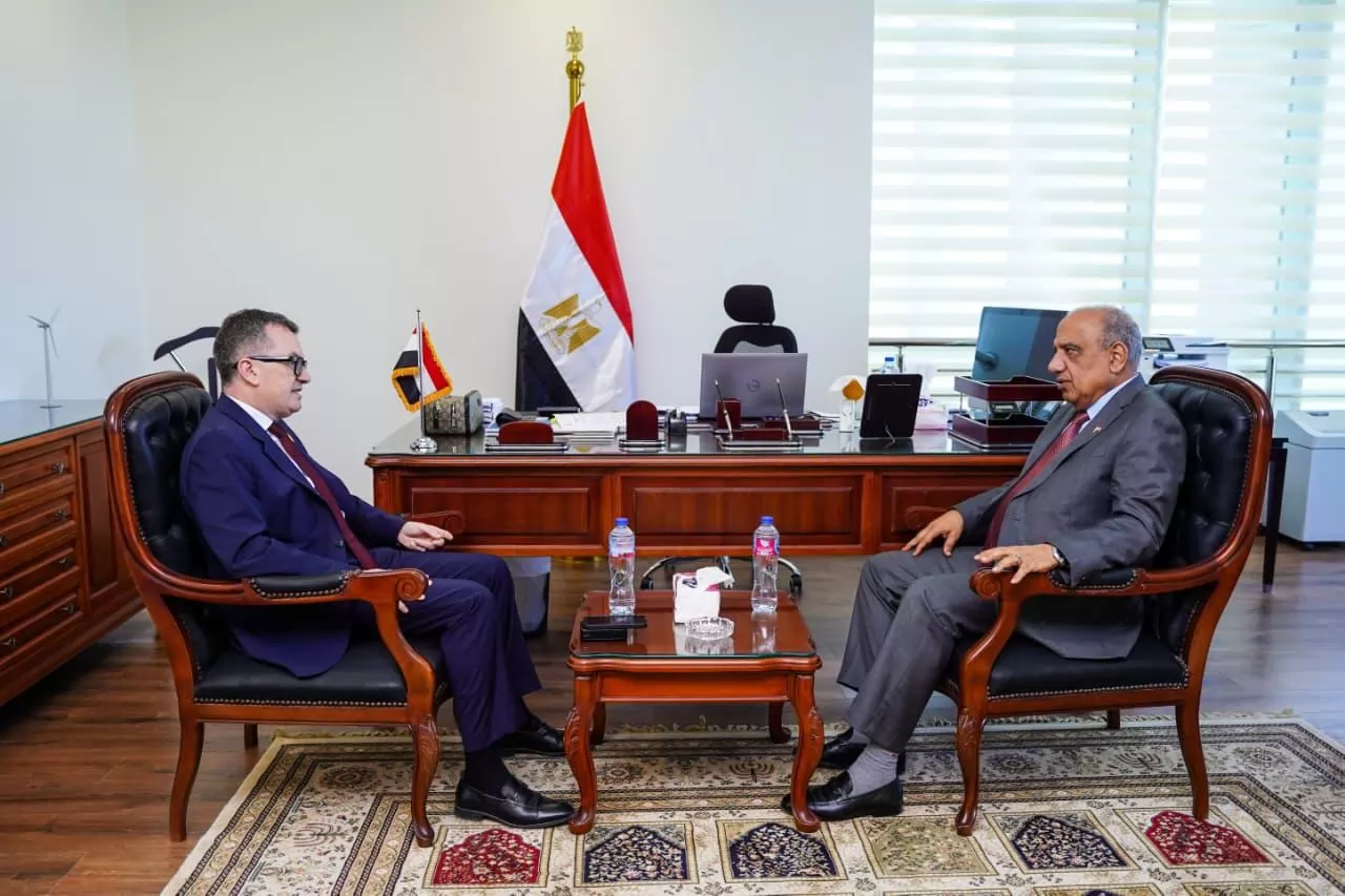 وزيراالكهرباء والتخطيط يبحثان الاستثمار فى الطاقةوالخامات الأرضية