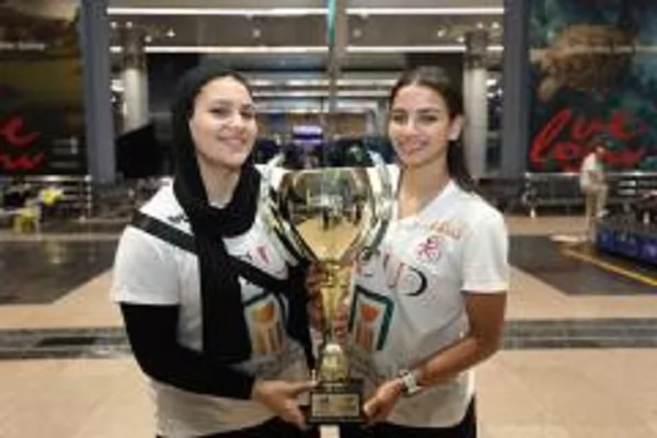 مطار القاهرة الدولي يستقبل بعثة منتخب مصر للناشئات لكرة اليد 