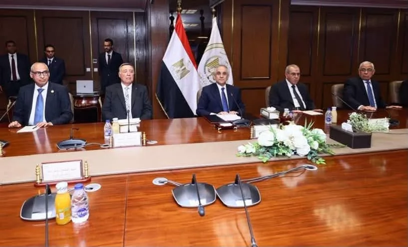 وزير العدل ورؤساء الجهات القضائية يوقعون استراتيجية العدالة الرقم
