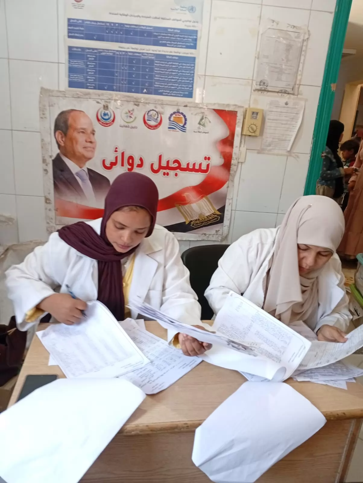 الكشف وعلاج 614 مواطن بالقافلة الطبية بقرية حجازة قبلي بمركز قوص