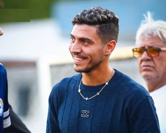 محمد شريف ينتظم فى تدريبات الزوراء العراقي عقب وصوله مباشرًا.. ش 