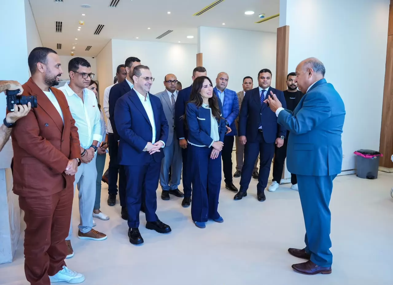 وزيرة الإسكان تتفقد مشروع مستشفى «شفا العلمين» بالعلمين الجديدة