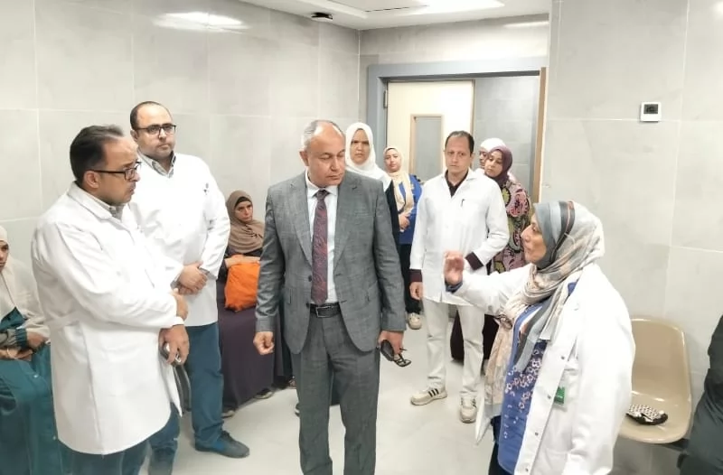 وكيل صحة القليوبية يتابع الخدمات الطبية بمستشفى طوخ