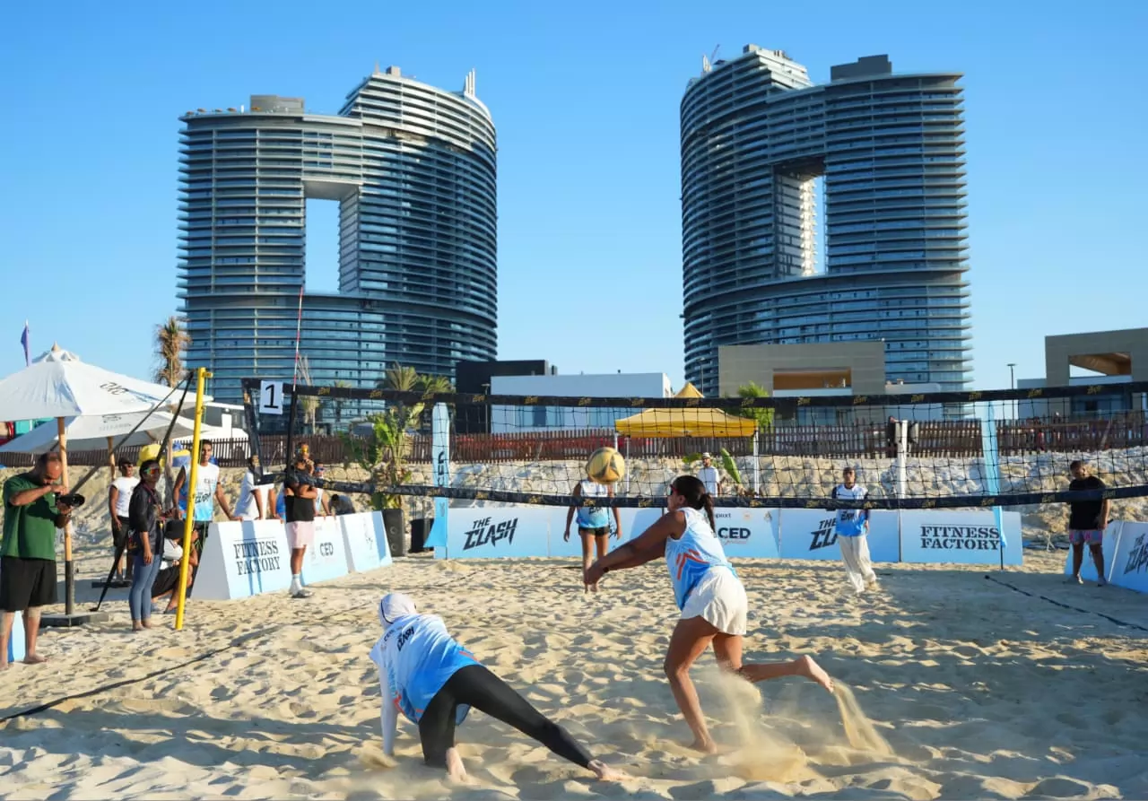 العلمين الجديدة تستضيف بطولة Sportival على الشاطئ .. صور