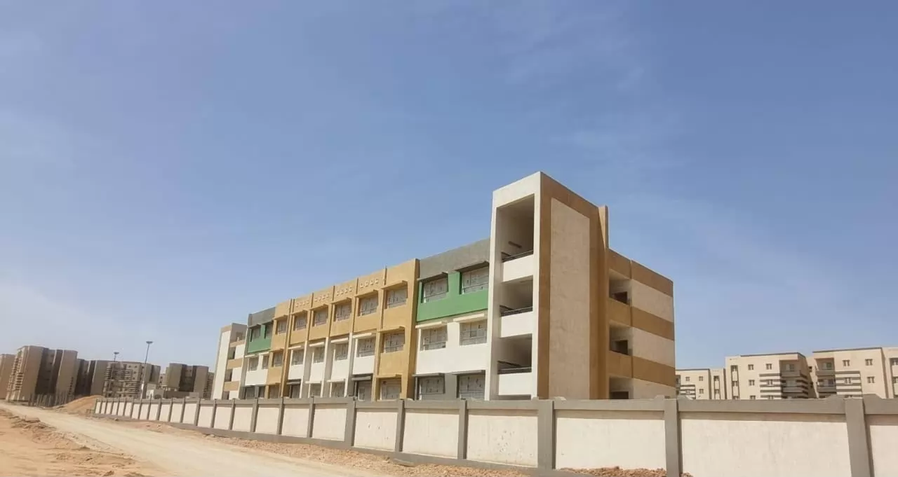 الإسكان تنهي تنفيذ مدرسة وطريق جديد بحدائق أكتوبر