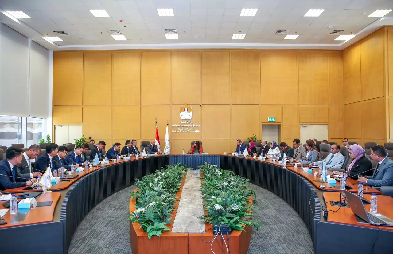 وزيرة الإسكان تشيد بمعدلات تنفيذ أبراج العلمين والعاصمة