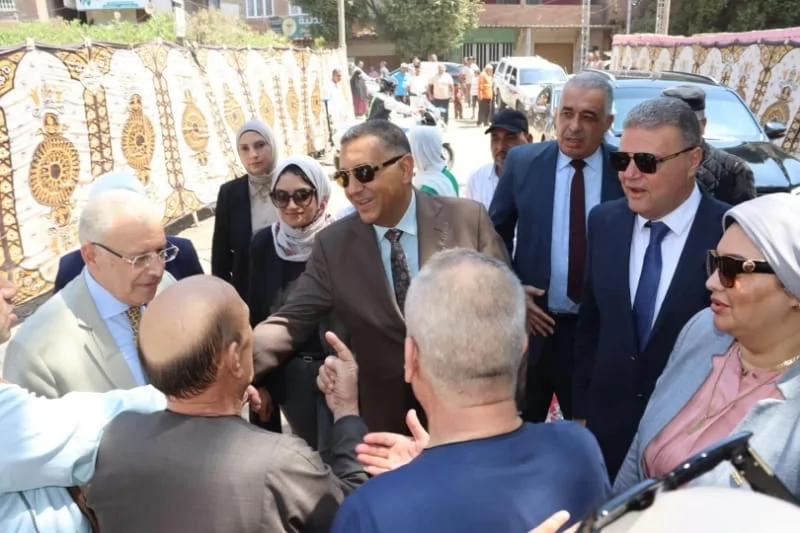 محافظ القليوبية يفتتح مركزين تكنولوجيين بالمنيرة وشلقان