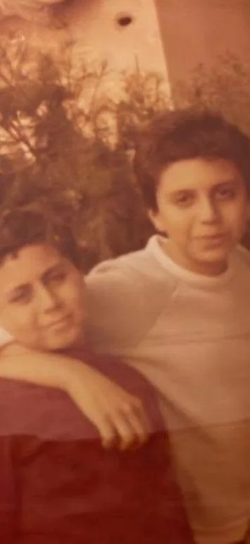 عمرو الليثي يحيي ذكرى وفاة شقيقه
