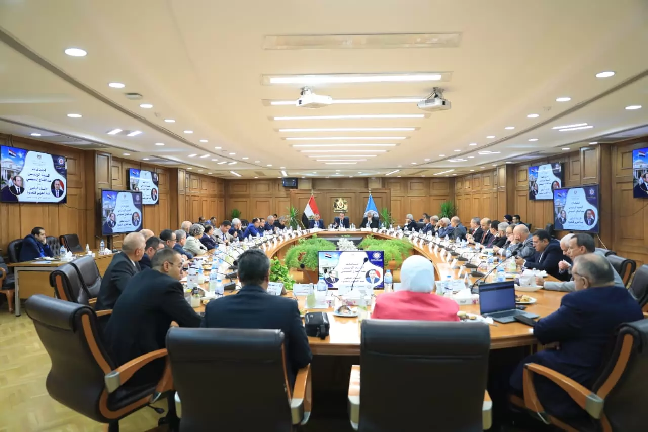 وزير التعليم العالي يوجه بالإستعداد المبكر للعام الدراسي الجديد