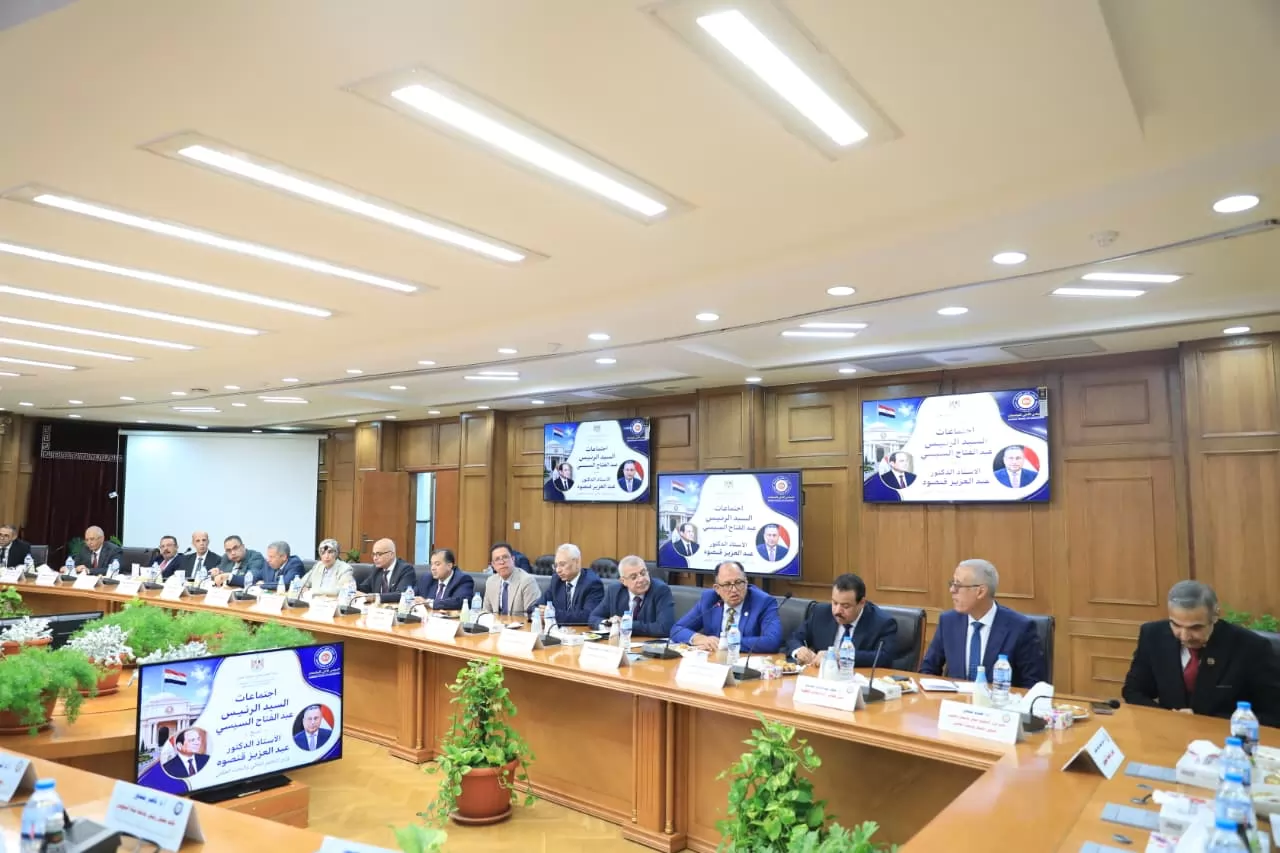 وزير التعليم العالي يوجه بالإستعداد المبكر للعام الدراسي الجديد