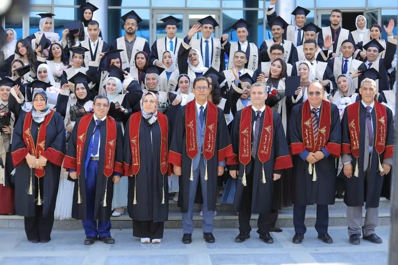 الجيزاوي لخريجي حقوق بنها بالعبور: أنتم حراس العدالة وسيادة القان