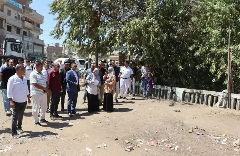 غلق كوبري ترعة الشرقاوية بشبين القناطر وفحص عاجل لحالته الإنشائية