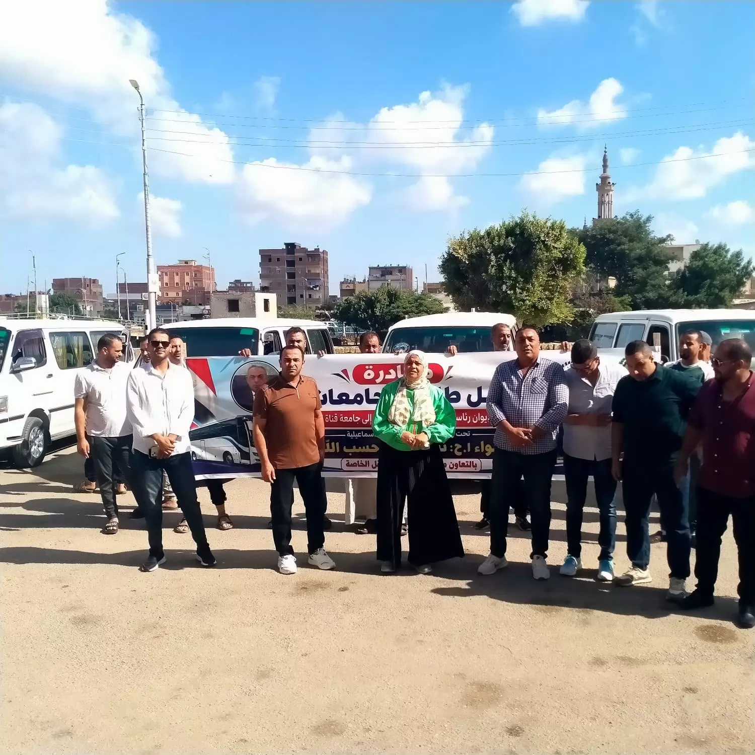 محافظ الإسماعيلية يطلق مبادرة لتوصيل الطلاب بأسعار مخفضة..صور