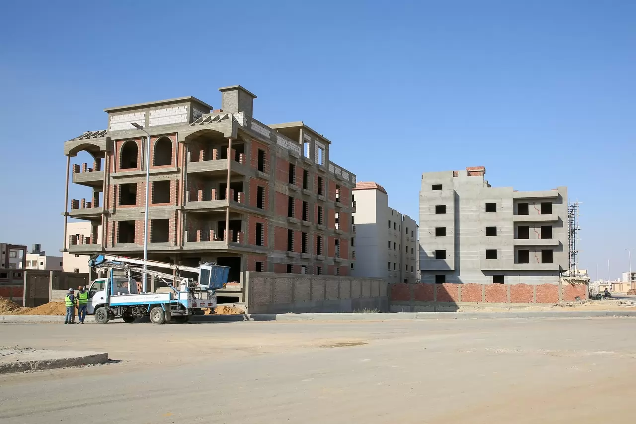 وزيرة الإسكان تتفقد أعمال التنمية ورفع الكفاءة بمنطقة «بيت الوطن»