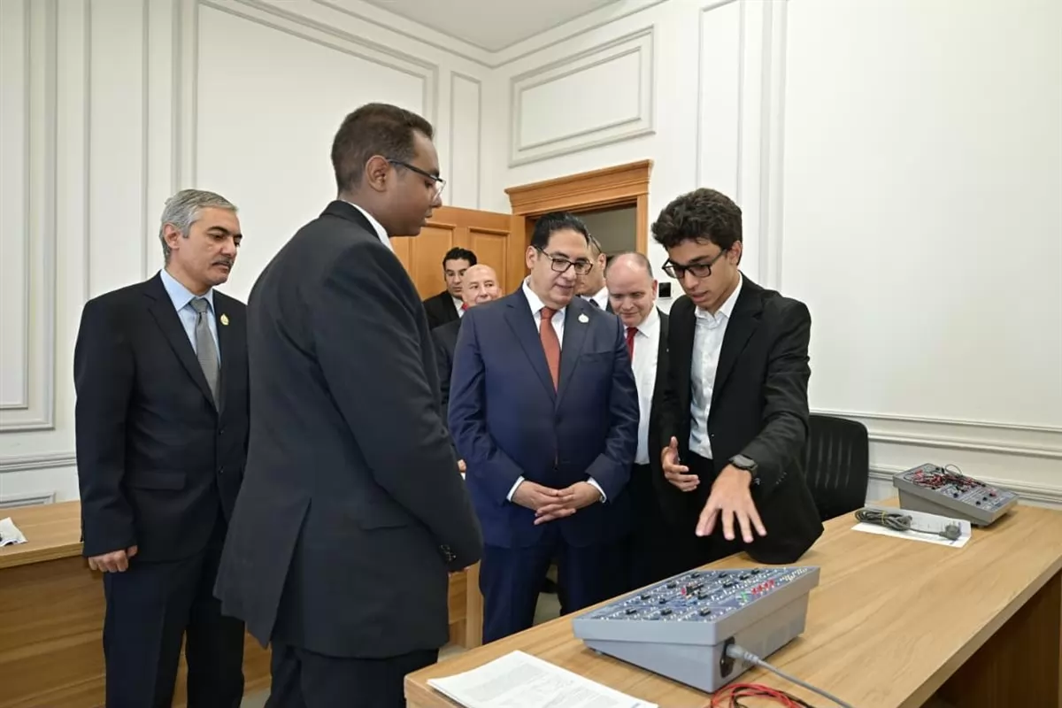 رئيس جامعة القاهرة الأهلية يفتتح العام الدراسي الجديد2026/2027