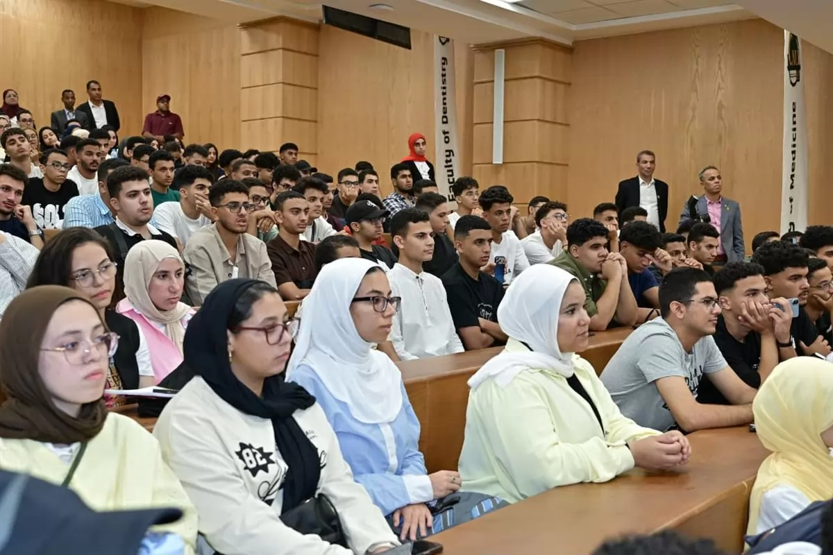 رئيس جامعة القاهرة الأهلية يفتتح العام الدراسي الجديد2026/2027