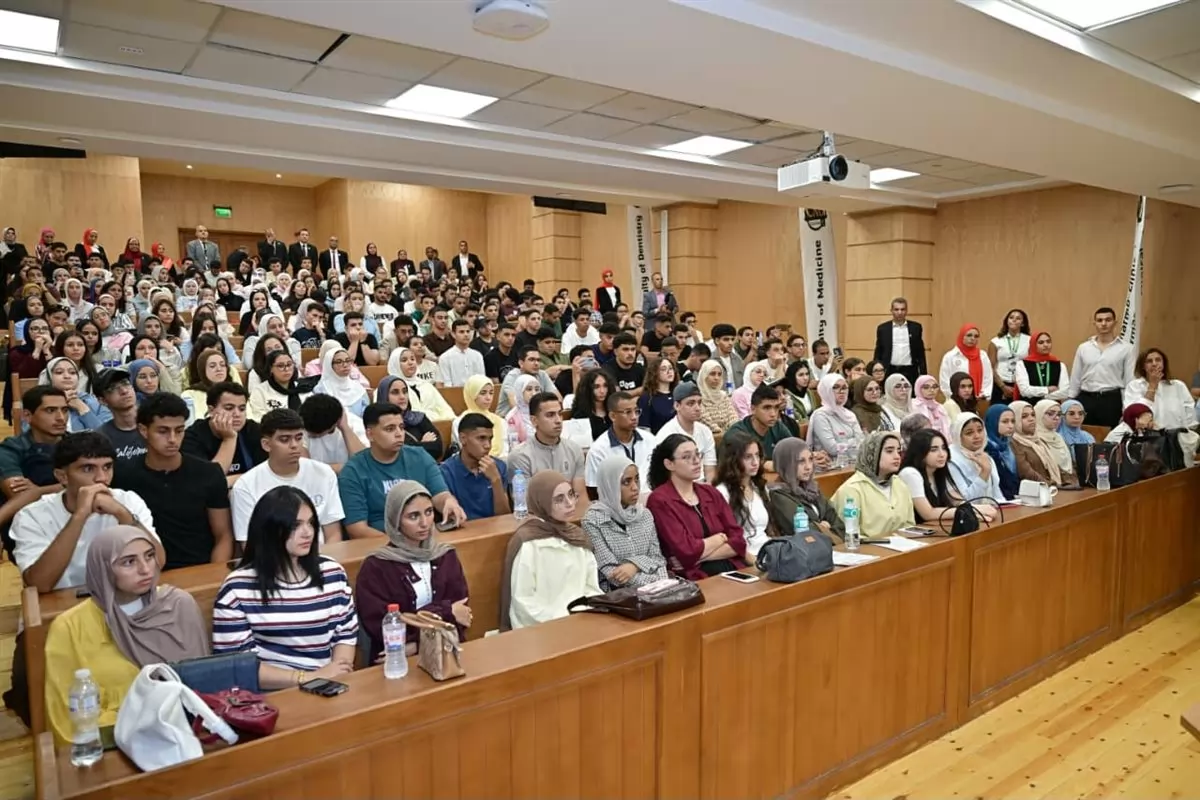 رئيس جامعة القاهرة الأهلية يفتتح العام الدراسي الجديد2026/2027