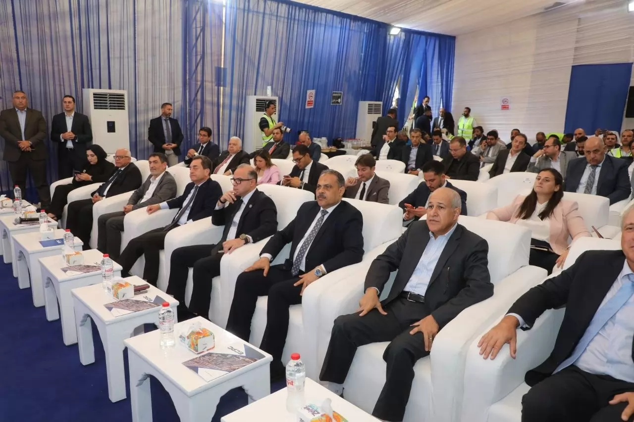 وزيرالاستثماربالعاشر:تعظيم الإستفادة من الطاقات الإنتاجية القائمة