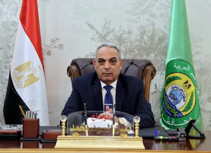 محافظ الإسماعيلية يستعرض خطة التطوير والإستثمار خلال مؤتمر صحفي