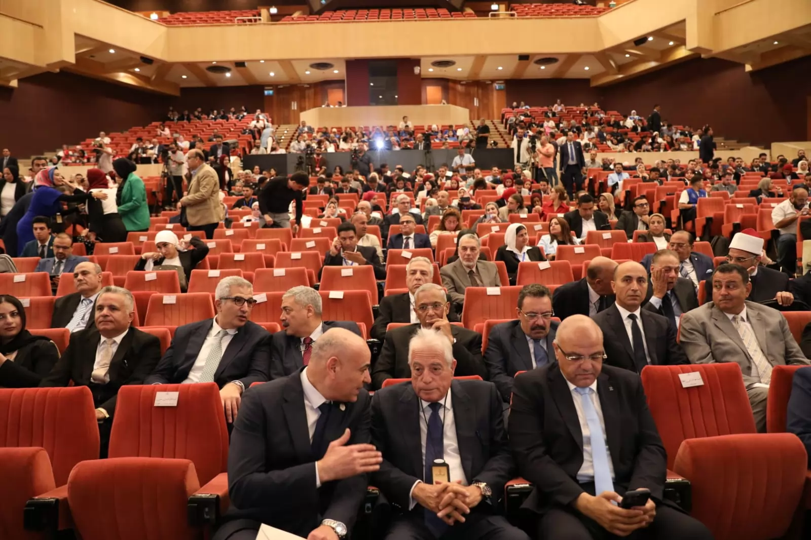 عبدالبارى يشارك في مؤتمر «الهوية الوطنية..جذور راسخة ورؤية متجدد»