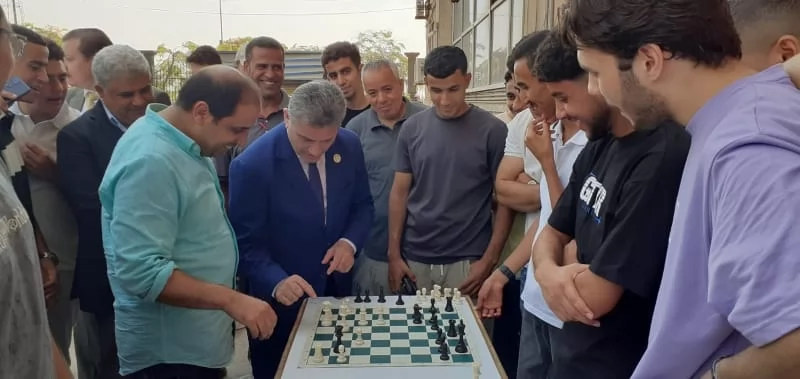 نائب رئيس جامعة بنها يتابع انتظام الدراسة بكلية الحاسبات 
